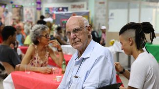 Júlio Lancelotti promove almoço de natal para moradores de rua em SP