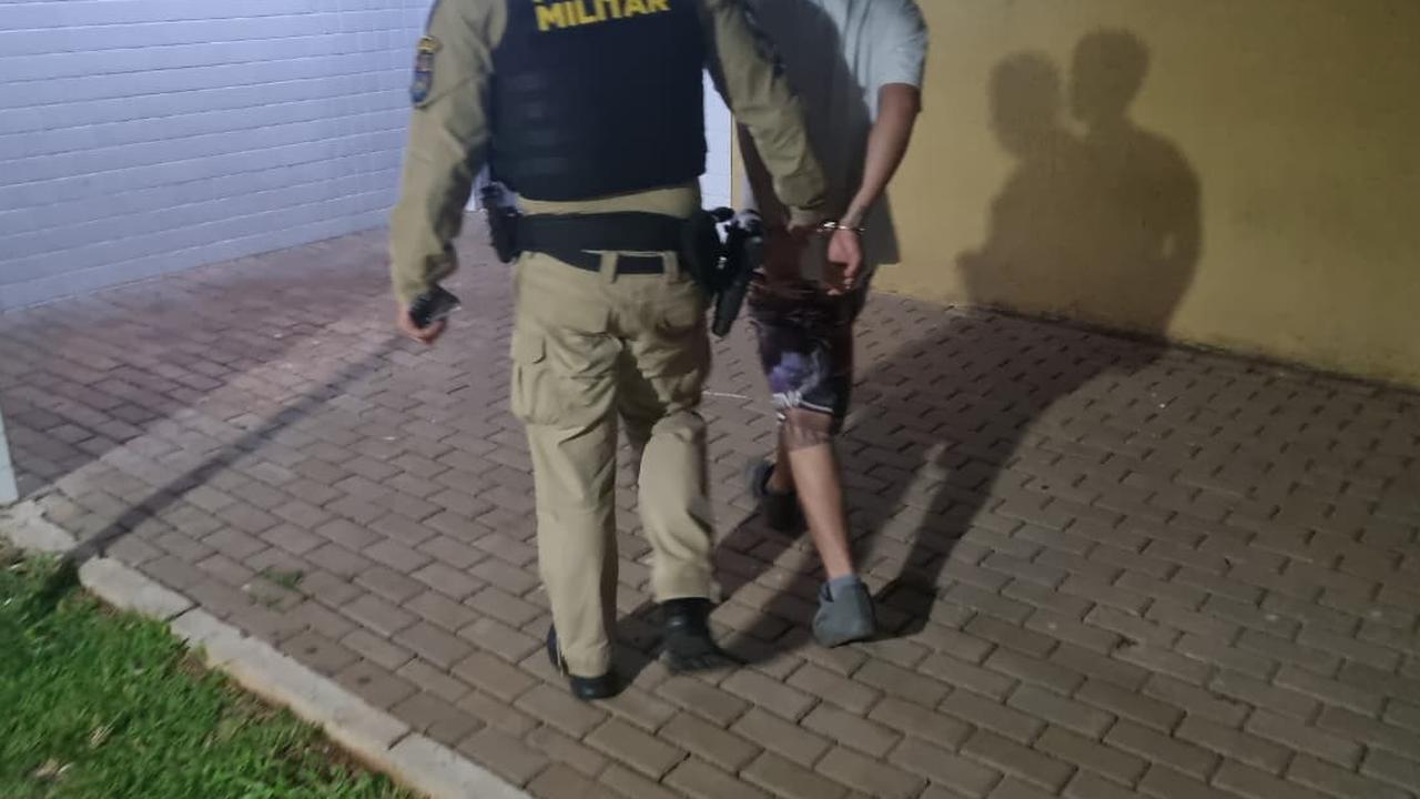 Adolescente é flagrado conduzindo moto com registro de furto no Centro