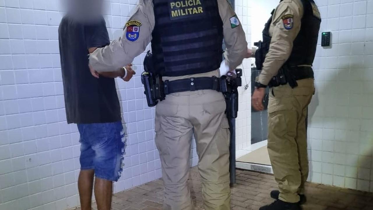 Homem é detido após tentar agredir irmã e cunhado em Santa Tereza do Oeste