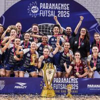 Imagem referente a 32 vitórias em 42 jogos marcam a temporada 2025 do Stein Cascavel Futsal