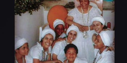 Imagem referente a Lula lamenta morte de Mãe Carmen: “liderou terreiro com muito amor”