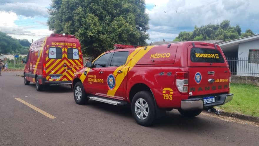 Jovem quebra o braço em acidente no Santa Felicidade; Socorristas e médico são acionados