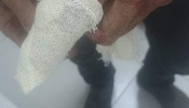 Imagem referente a Irmãos de 66 e 56 anos brigam por terreno, ficam feridos e vão parar na delegacia de Cascavel