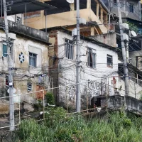 Imagem referente a Universidades vão engajar favelas em estudo sobre crise climática