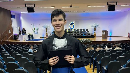 Após mobilização, adolescente que estava desaparecido retorna para casa em Cascavel Imagem referente a Após mobilização, adolescente que estava desaparecido retorna para casa em Cascavel