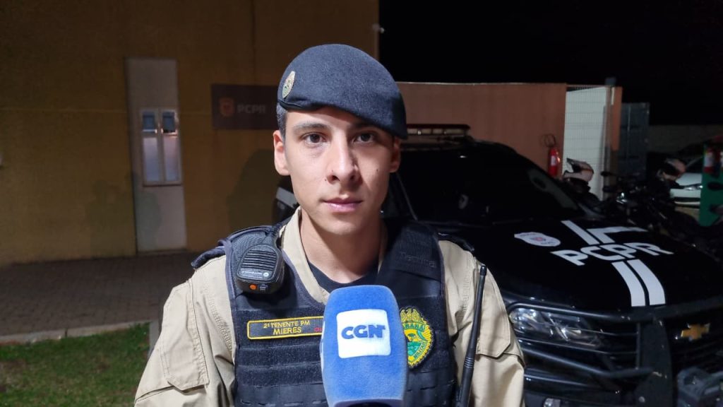Tenente Mieres relata ações da PM que retiraram drogas de circulação neste domingo em Cascavel Tenente Mieres relata ações da PM que retiraram drogas de circulação neste domingo em Cascavel