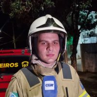 Tenente destaca rápida ação dos Bombeiros em evitar alastramento do fogo em residência no Centro Imagem referente a Tenente destaca rápida ação dos Bombeiros em evitar alastramento do fogo em residência no Centro