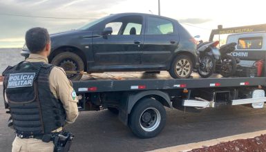 Operação de trânsito da PM resulta em autuações, veículos removidos e apreensão de drogas em Cascavel Imagem referente a Operação de trânsito da PM resulta em autuações, veículos removidos e apreensão de drogas em Cascavel