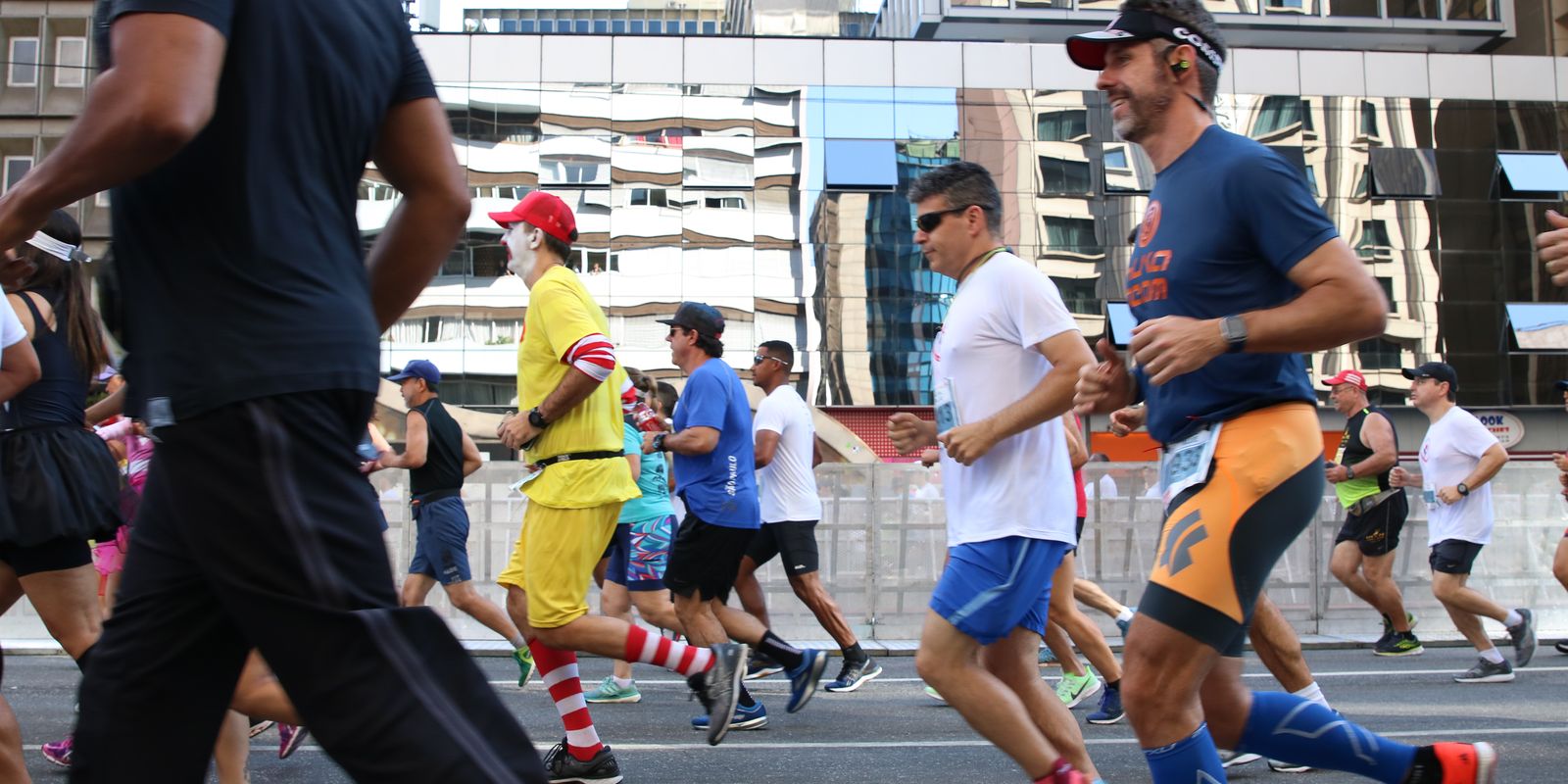 Caminhos da Reportagem celebra centenário da Corrida de São Silvestre Imagem referente a Caminhos da Reportagem celebra centenário da Corrida de São Silvestre