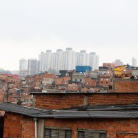 Paraisópolis registra 15°C a mais do que Morumbi durante o verão em SP Imagem referente a Paraisópolis registra 15°C a mais do que Morumbi durante o verão em SP