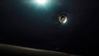 Imagem referente a Briga entre irmãos termina com carro atingido por disparo de arma de fogo em Cascavel