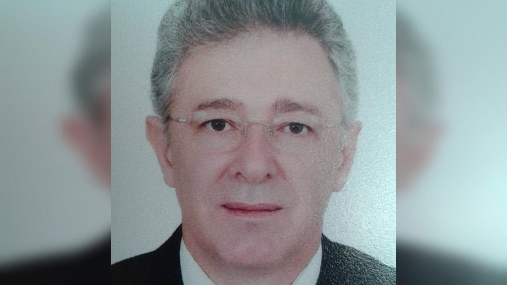 Câmara Municipal de Cascavel lamenta falecimento do ex-vereador Antoninho Trento Filho Câmara Municipal de Cascavel lamenta falecimento do ex-vereador Antoninho Trento Filho