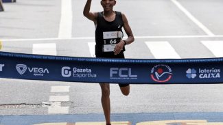 Atleta da Tanzânia vence São Silvestre e Nubia de Oliveira chega em 3º