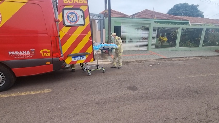 Idosa de 86 anos sofre contusão no quadril ao cair dentro de casa no Bairro Parque Verde