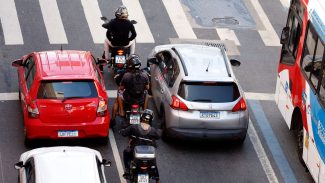 Regras para ciclomotores começam a valer nesta quinta; saiba mais Regras para ciclomotores começam a valer nesta quinta; saiba mais