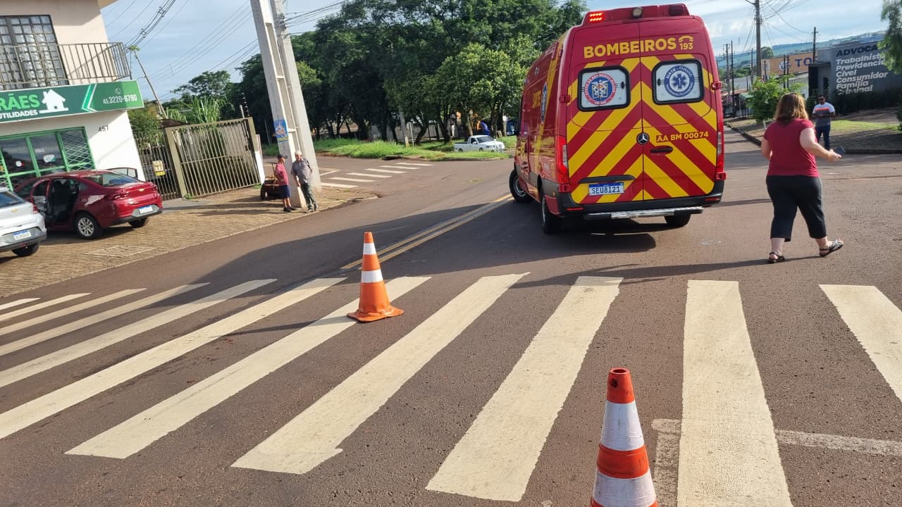 Motociclista fica ferido em acidente de trânsito na Rua Adolfo Garcia Motociclista fica ferido em acidente de trânsito na Rua Adolfo Garcia