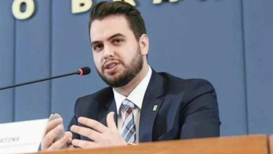 Ex-assessor de Bolsonaro, Filipe Martins, é preso pela Polícia Federal