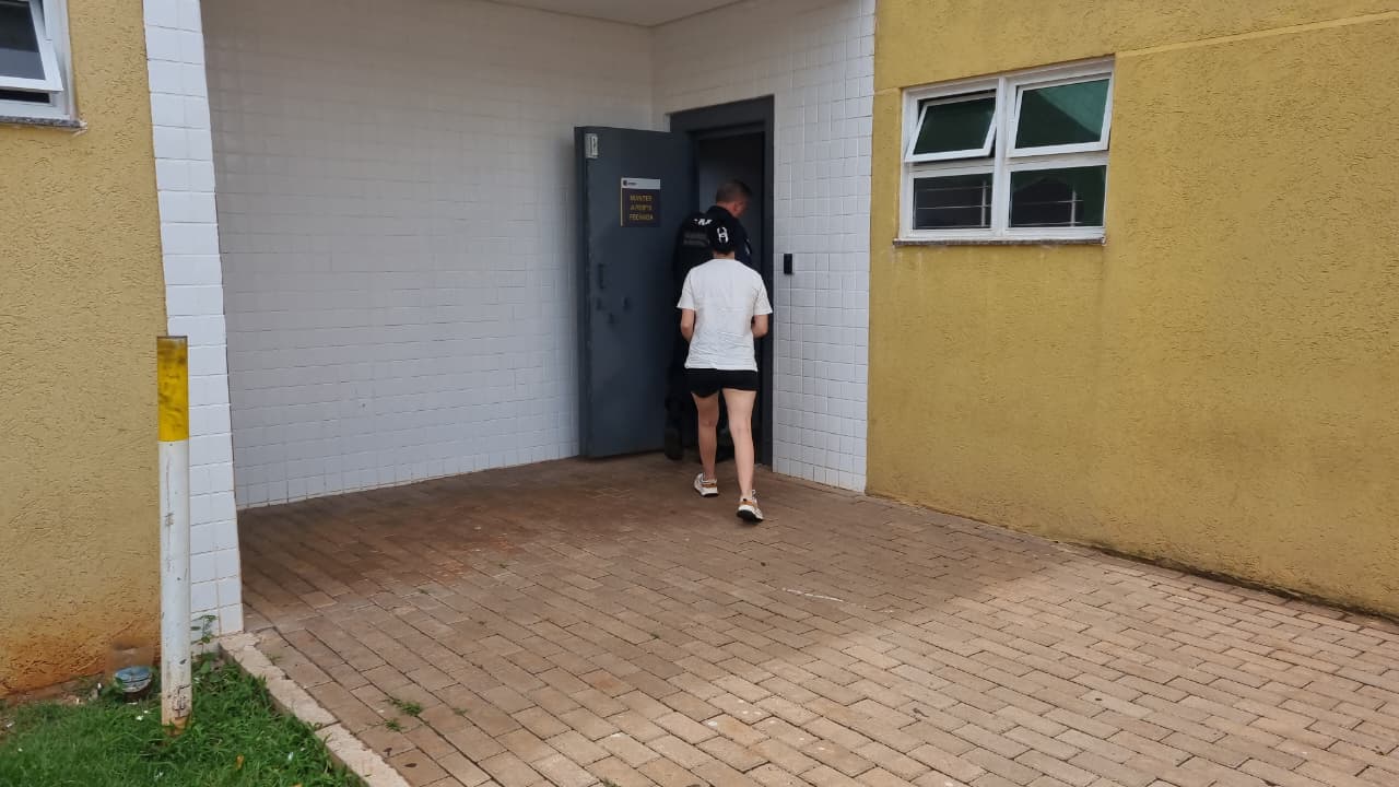 Mulher é detida após furto em supermercado no Pacaembu