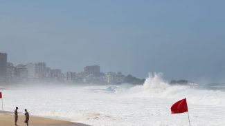 Rio tem novo alerta de ressaca neste fim de semana