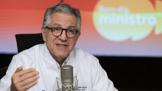 Nada justifica conflitos acabarem em bombardeio, diz ministro da Saúde