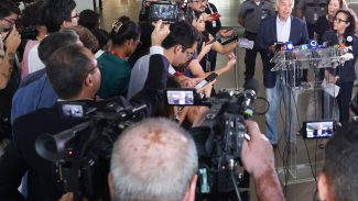 Fronteira do Brasil com a Venezuela está tranquila e aberta, diz Múcio