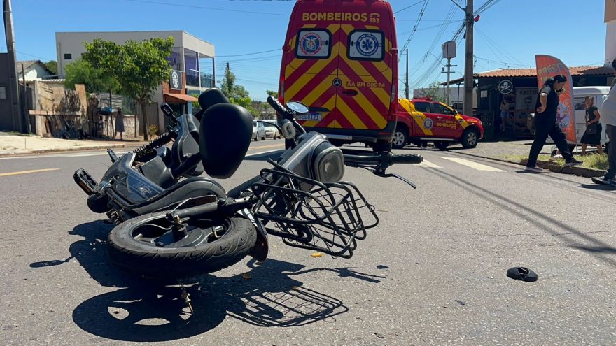 Grave acidente é registrado na Rua Adolfo Garcia