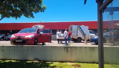 Imagem referente a Família de idoso encontrado morto dentro de carro na UPA deve demorar 10 dias para liberar o corpo