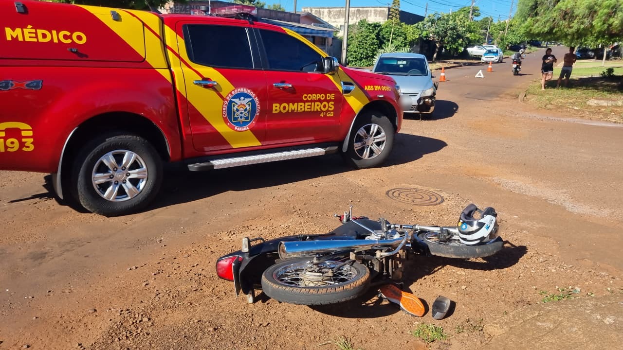 Jovem sofre TCE ao se envolver em acidente no Bairro Cascavel Velho