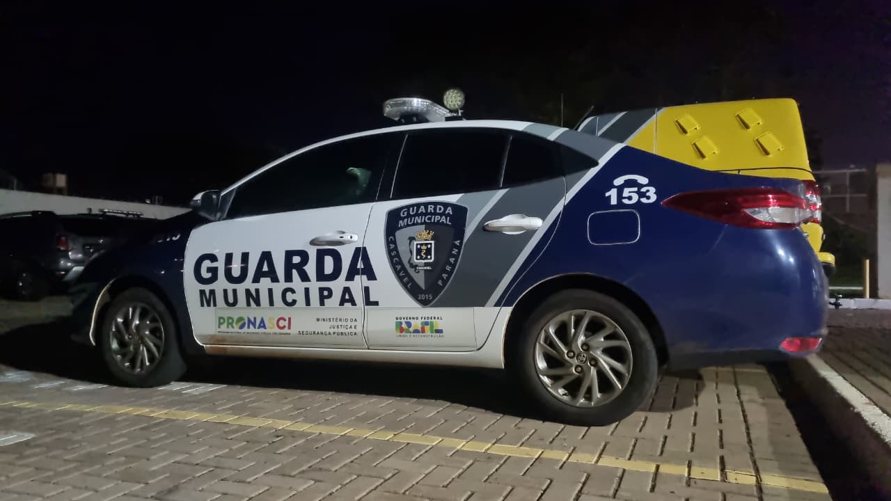 Mulher é levada à UPA após ser vítima de agressão; Suspeito foge antes da chegada da GM
