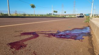 Homem é encontrado morto na Avenida da Brasil, na Região da FAG