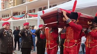 Mortes confirmadas em ataque dos EUA à Venezuela chegam a 58 Mortes confirmadas em ataque dos EUA à Venezuela chegam a 58