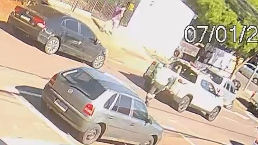 Após atropelamento, motorista tenta fugir a pé da Transitar