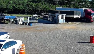 Imagem referente a Vídeo mostra como ocorreu acidente que matou Fernando Santos na BR-277, em Cascavel