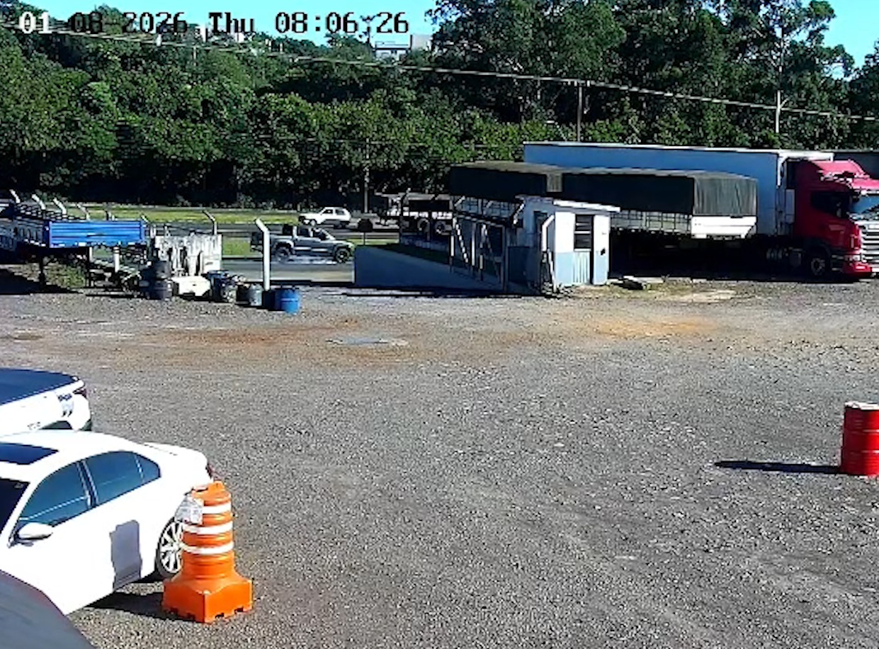 Vídeo mostra como ocorreu acidente que matou Fernando Santos na BR-277, em Cascavel Vídeo mostra como ocorreu acidente que matou Fernando Santos na BR-277, em Cascavel