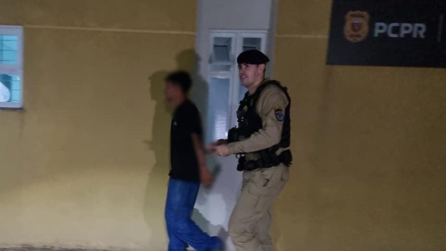 Jovem é encaminhado de Corbélia à Delegacia de Cascavel por conduzir motocicleta com placa adulterada