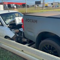 Imagem referente a Acidente envolvendo viatura da PM causa transtornos no Trevo Cataratas, na BR-277 em Cascavel