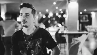 Imagem referente a Motoboy morre após engasgar e ficar dias na UTI