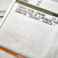 Imagem referente a Aneel divulga calendário para anúncio de bandeiras tarifárias em 2026