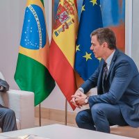 Imagem referente a Lula agradece a Sánchez por apoio sobre acordo com UE