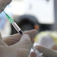 Vacinação contra sarampo e febre amarela será intensificada em SP Imagem referente a Vacinação contra sarampo e febre amarela será intensificada em SP