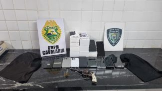 Assalto frustrado: Adolescentes armados roubam loja e acabam apreendidos