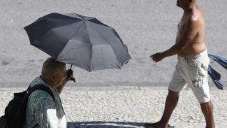 Rio de Janeiro pode chegar a 39ºC no domingo Rio de Janeiro pode chegar a 39ºC no domingo