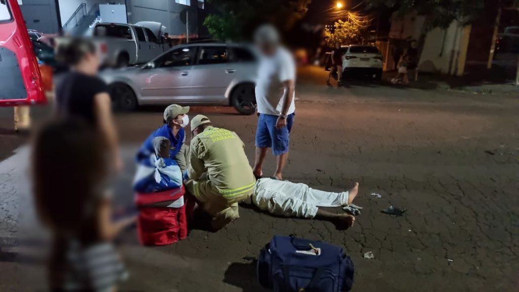 Motociclista de 19 anos fica ferido após colisão com Fiat Toro no bairro Floresta Motociclista de 19 anos fica ferido após colisão com Fiat Toro no bairro Floresta