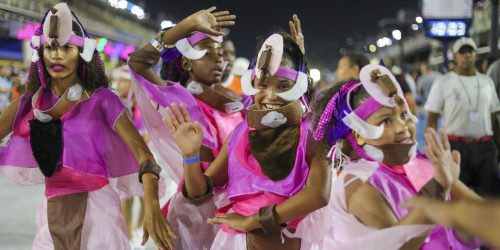 Escolas mirins se apresentarão nos ensaios na Marques de Sapucaí Imagem referente a Escolas mirins se apresentarão nos ensaios na Marques de Sapucaí
