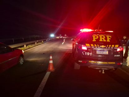 Idoso para para urinar na BR-369 e morre após ser atropelado por carro