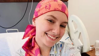 Guerreira até o fim: Isabel Veloso morre aos 19 anos após luta contra câncer