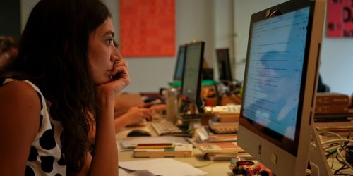 Profissionais do setor editorial lembram trajetória e obras preferidas Imagem referente a Profissionais do setor editorial lembram trajetória e obras preferidas