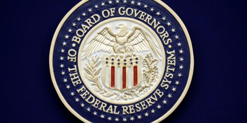 Trump usa acusação criminal como chantagem para reduzir juros, diz FED Imagem referente a Trump usa acusação criminal como chantagem para reduzir juros, diz FED