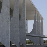 Brasil faz doação de material militar para Uruguai e Paraguai Imagem referente a Brasil faz doação de material militar para Uruguai e Paraguai