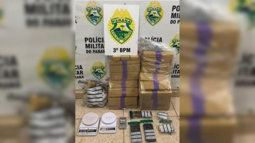Polícia Militar apreende mais de 20 quilos de drogas e prende dois homens no bairro Bela Vista Polícia Militar apreende mais de 20 quilos de drogas e prende dois homens no bairro Bela Vista